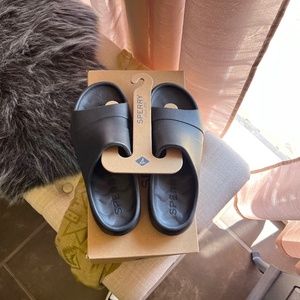 Sperry Women’s Pool Slide